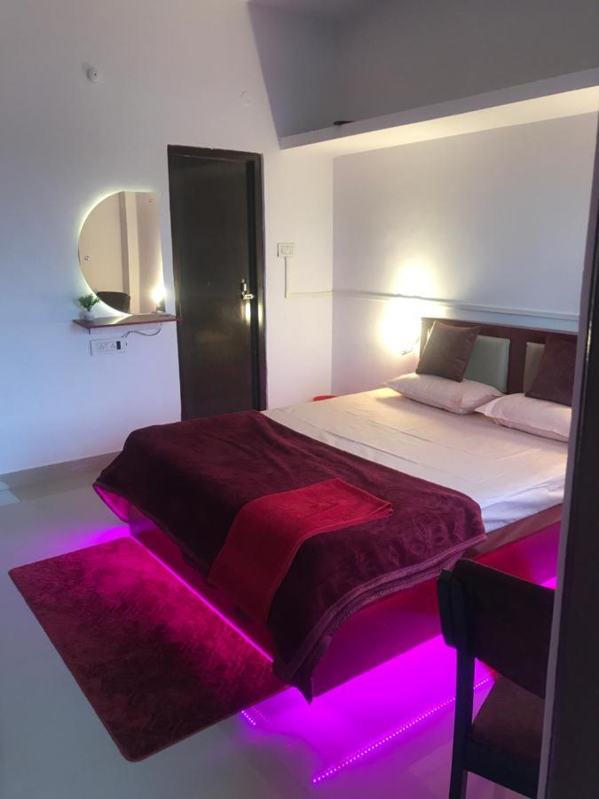 Casa Felice Luxury Aparthotel Jorhāt Buitenkant foto